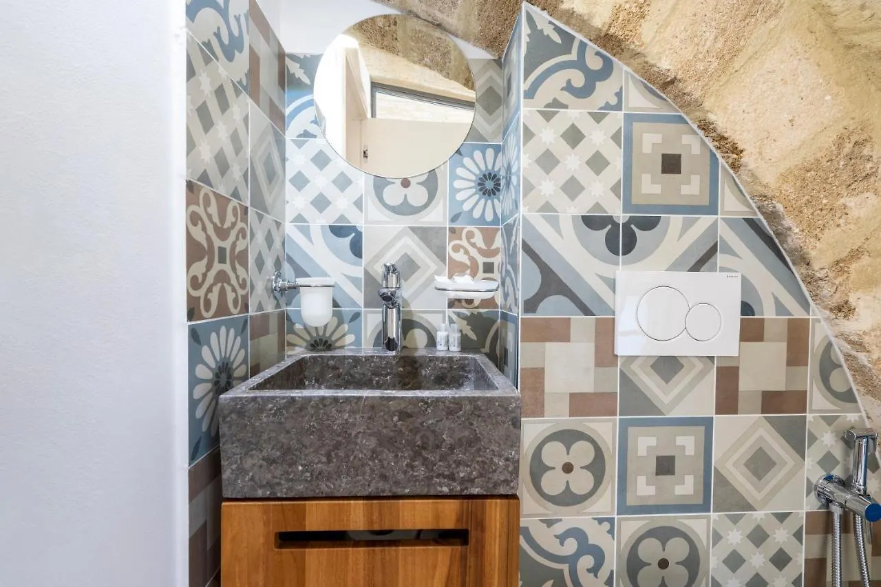 Apartment Stazione & Politecnico Stylish Apt With Netflix Bari